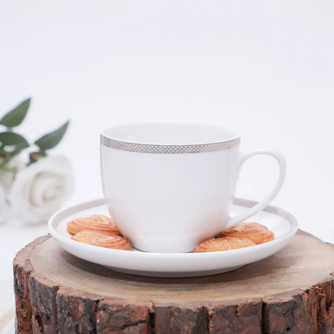 Royal Gold Porcelain Cup Set