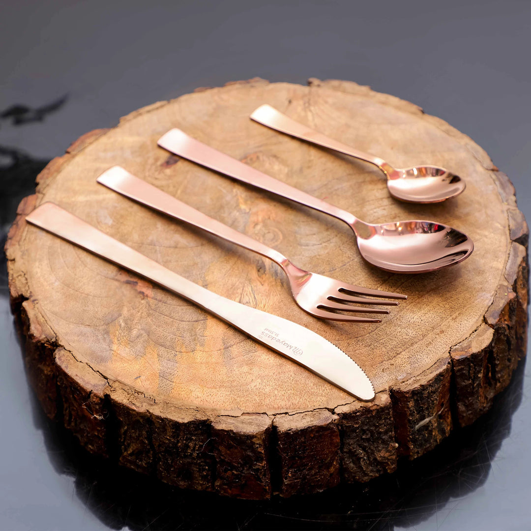 ROSE GOLD CUTLERY GIFT SET