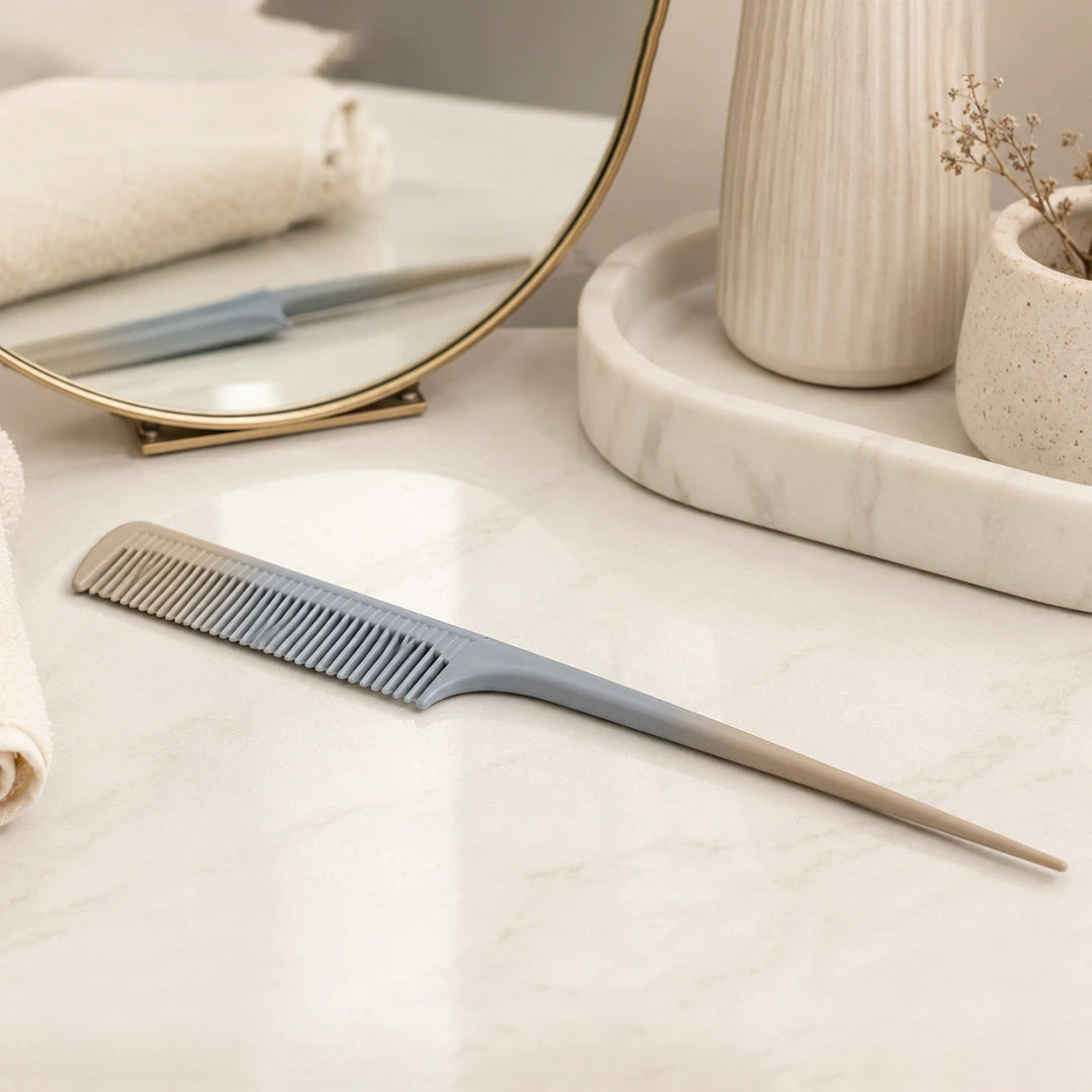Dual Tone Tail Comb